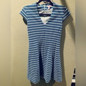 Lilly Pulitzer blue and white dress - Size Small